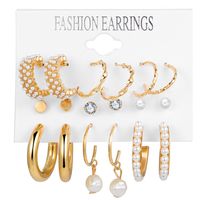 1 Set Simple Style Round Alloy Plating Inlay Rhinestones Pearl Gold Plated Women's Drop Earrings Earrings Ear Studs main image 2