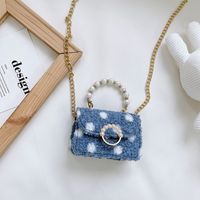 Girl's Small Plush Solid Color Cute Pearl Flip Cover Crossbody Bag sku image 6