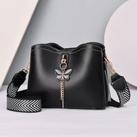 Women's Medium Pu Leather Solid Color Cute Tassel Square Zipper Crossbody Bag sku image 1