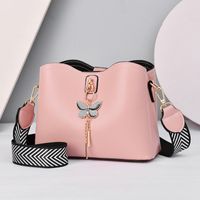 Women's Medium Pu Leather Solid Color Cute Tassel Square Zipper Crossbody Bag sku image 2