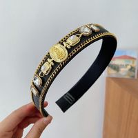 Retro U Shape Plastic Resin Inlay Rhinestones Pearl Hair Band sku image 2