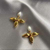 Retro Four Leaf Clover Brass Ear Studs Inlay Pearl Copper Earrings sku image 4