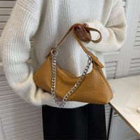 Women's Medium All Seasons Pu Leather Solid Color Fashion Chain Square Zipper Underarm Bag main image 4