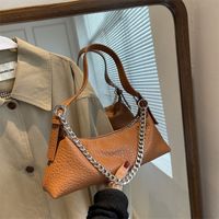 Women's Medium All Seasons Pu Leather Solid Color Fashion Chain Square Zipper Underarm Bag main image 1