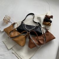 Women's Medium All Seasons Pu Leather Solid Color Fashion Chain Square Zipper Underarm Bag main image 6