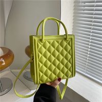 Women's Small Pu Leather Solid Color Basic Square Zipper Crossbody Bag sku image 2