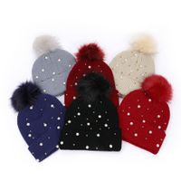 Women's Fashion Solid Color Pearl Wool Cap main image 5