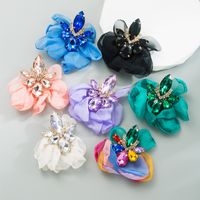 Fashion Flower Alloy Net Yarn Inlay Rhinestones Ear Studs main image 1