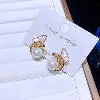 Elegant Butterfly Copper Ear Studs Inlaid Zircon Pearl Copper Earrings 1 Pair main image 3