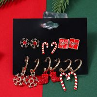Cute Gift Box Snowflake Alloy Enamel Plating Inlay Rhinestones Earrings Ear Studs 1 Set main image 2