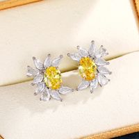 Fashion Flower Copper Ear Studs Inlay Zircon Copper Earrings main image 2