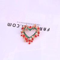 Fashion Heart Shape Alloy Plating Artificial Gemstones Artificial Diamond Women's Rhinestone Brooches main image 3