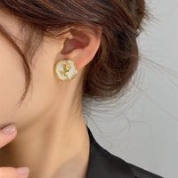 Simple Style Rose Alloy Plating Shell Women's Ear Studs main image 2