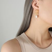 Irregular Geometric Pearl Earrings sku image 1