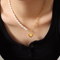 Fashion Retro Niche Peach Heart Titanium Steel Necklace sku image 2