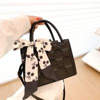 Women's Medium Pu Leather Solid Color Streetwear Ribbon Square Zipper Crossbody Bag main image 6