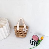 Kid's Small Spring&summer Straw Solid Color Cute Flowers Bucket Open Straw Bag sku image 2