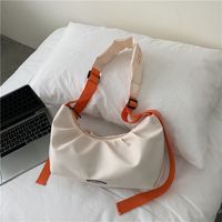 Women's Oxford Cloth Solid Color Fashion Square Zipper Baguette Bag main image 2