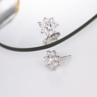 Simple Style Flower Copper Gold Plated Zircon Ear Studs 1 Pair main image 4