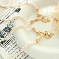 Französische Art Hand Herzform Titan Stahl Halskette Mit Anhänger Vergoldet Perle Edelstahl Halsketten main image 2