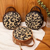 Women's Medium All Seasons Pu Leather Leopard Fashion Round Zipper Circle Bag main image 6