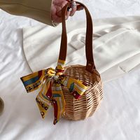 Women's Medium Straw Solid Color Fashion Bowknot Bucket Open Straw Bag sku image 1