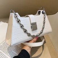 Women's Small All Seasons Pu Leather Solid Color Fashion Chain Square Zipper Underarm Bag main image 1