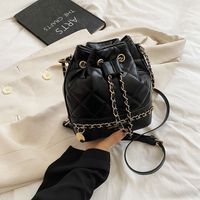 Mujeres Medio Todas Las Temporadas Cuero Sintético Lingge Moda Cadena Balde Cuerda Bolso Cubo sku image 3