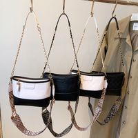 Women's Medium Pu Leather Marble Fashion Shell Zipper Crossbody Bag main image 2