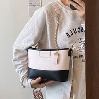 Women's Medium Pu Leather Marble Fashion Shell Zipper Crossbody Bag sku image 1