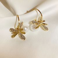 Fairy Style Flower Alloy Plating Artificial Pearls Women's Hoop Earrings 1 Pair main image 3