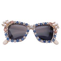 Moda Color Sólido Ordenador Personal Cuadrado Perlas Con Incrustaciones Diamante Fotograma Completo Gafas De Sol Mujer main image 3