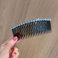 Retro Flower Plastic Rhinestone Hair Combs sku image 2