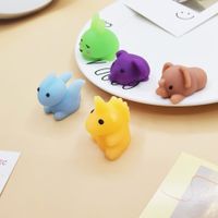 New Cute Soft Rubber Ball Squeezing Decompression Creative Toy Random main image 2