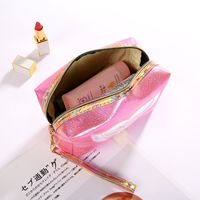 Femmes Moyen Toutes Les Saisons Faux Cuir Couleur Unie Mode Forme D'oreiller Fermeture Éclair Trousse De Maquillage main image 3