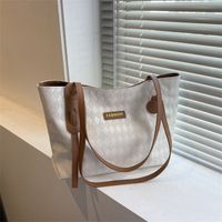 Women's All Seasons Pu Leather Solid Color Fashion Square Zipper Tote Bag main image 6