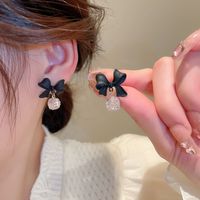 Fashion Bow Knot Copper Plating Zircon Ear Studs 1 Pair main image 4