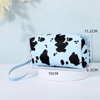 Women's Medium All Seasons Pu Leather Cows Fashion Pillow Shape Bucket Zipper Cosmetic Bag sku image 3