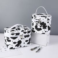 Women's Medium All Seasons Pu Leather Cows Fashion Pillow Shape Bucket Zipper Cosmetic Bag main image 2