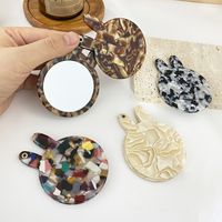 Creative Rabbit-shaped Acetate Pattern Small Portable Makeup Mirror main image 2