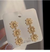 Fashion Flower Alloy Women's Drop Earrings 1 Pair sku image 1