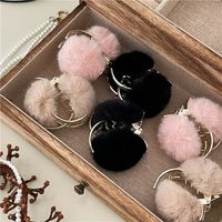 Cute Geometric Rabbit Fur Hair Claws main image 1