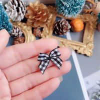 Fashion Solid Color Bow Knot Alloy Women's Ear Studs 1 Piece sku image 13