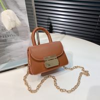 Women's Pu Leather Solid Color Vintage Style Square Flip Cover Crossbody Bag main image 3