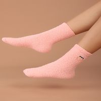 Frau Mode Einfarbig Korallenvlies Ankle Socken main image 3