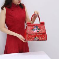 Women's Medium All Seasons Pu Leather Flower Fashion Embroidery Square Flip Cover Handbag sku image 5