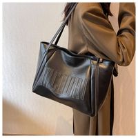 Women's Large All Seasons Pu Leather Letter Fashion Square Zipper Tote Bag sku image 1