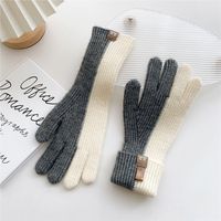 Women's Fashion Color Block Knitted Fabric Gloves 1 Pair sku image 2