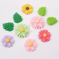 Fashion Little Daisy Colorful Sunflower Painted Resin Magnetic Refrigerator Decorative Sticker 1 Piece main image 3