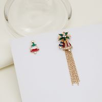 Fashion Christmas Tree Santa Claus Christmas Socks Alloy Asymmetrical Enamel Plating Rhinestones Women's Brooches main image 5